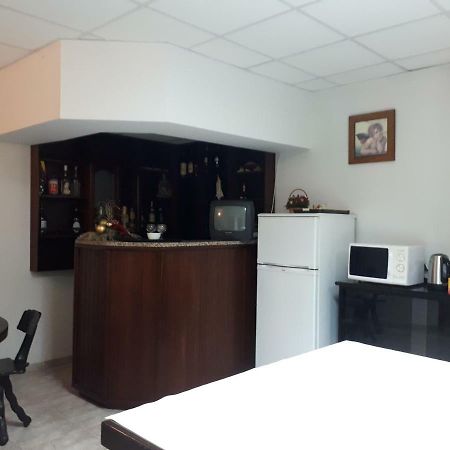 Residencial Coroa D'Ouro Hotel Fatima Exterior photo
